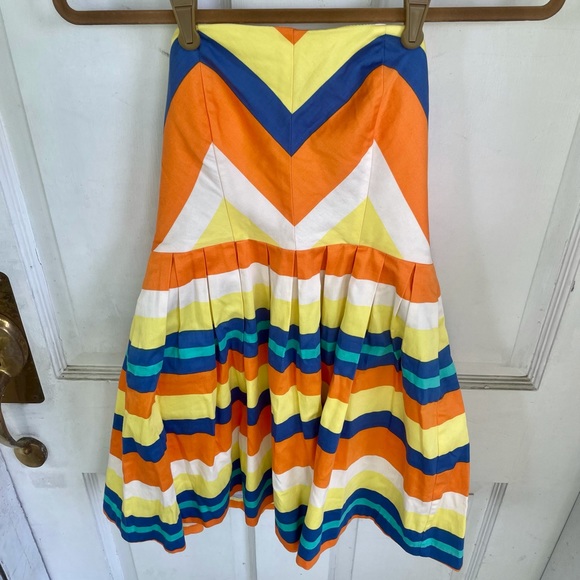 😍Adorable Colorful Dress!😍 - Picture 3 of 10